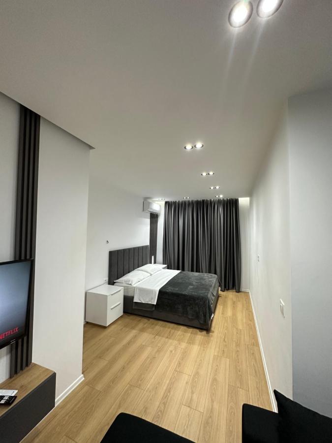 Cozystayapartments By Flow Тирана Екстер'єр фото