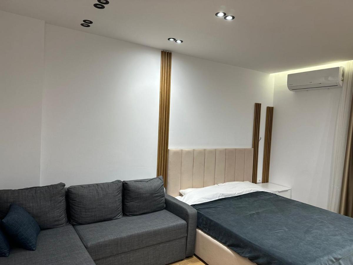 Cozystayapartments By Flow Тирана Екстер'єр фото